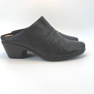 Clarks Shoes Women Size 8.5 Black Leather Emily Charm Mules Slip On Comfort Heel